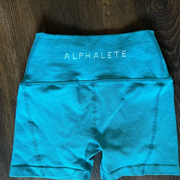 Alphalete 4” shorts size small in blue - Picture 3 of 3